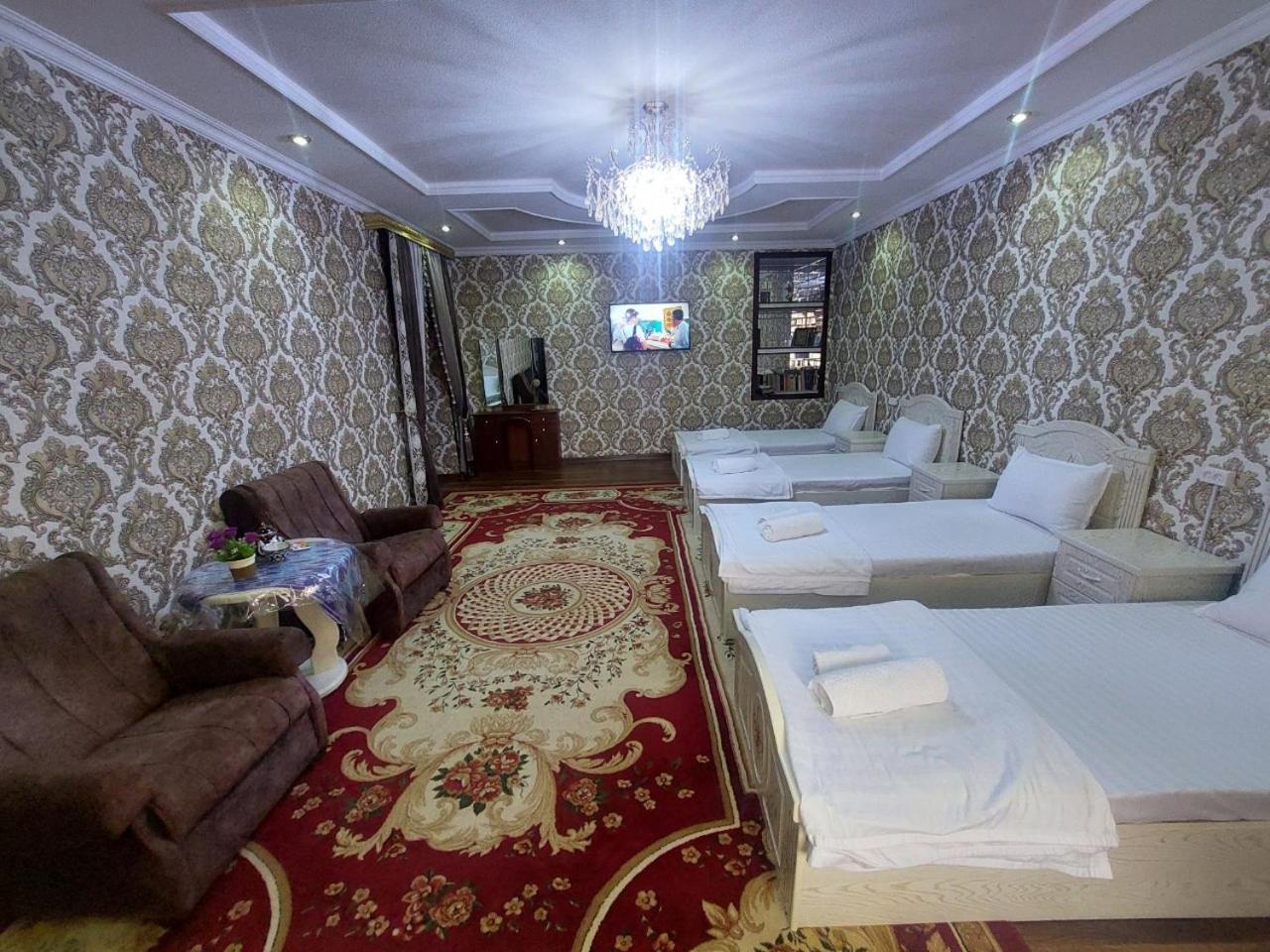Family Guest House Seven Samarkand Eksteriør billede